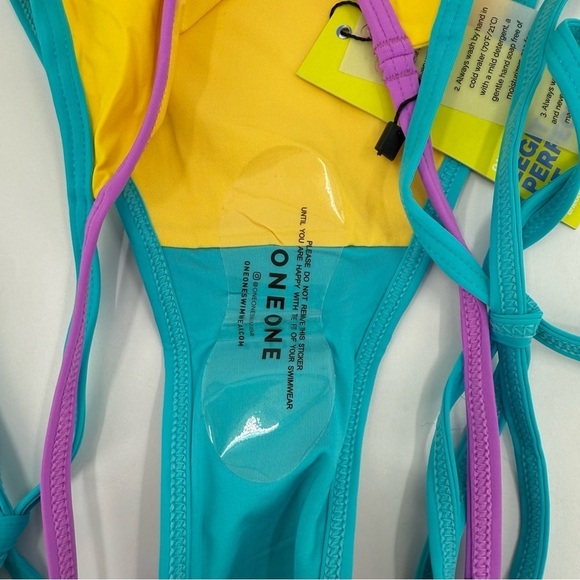 OneOne Swimwear Bikini SET Jenna Top Alexa Bottom Brighton Red Yellow Blue S - Picture 8 of 10